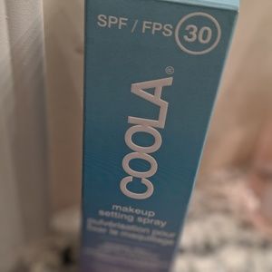 Coola makeup setting spray